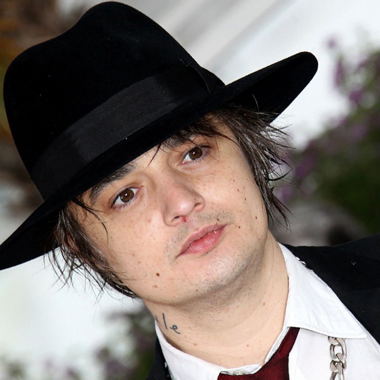 Pete Doherty leaves rehab centre in Thailand
